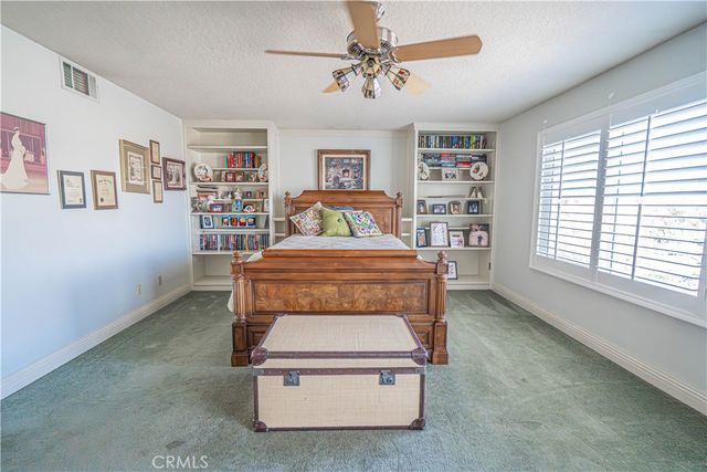 23454 Cloverdale Court, Newhall, CA 91321