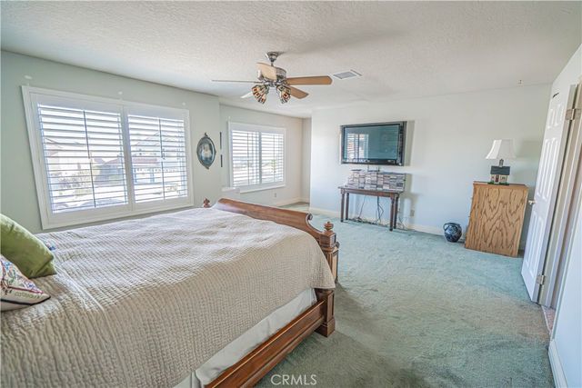 23454 Cloverdale Court, Newhall, CA 91321