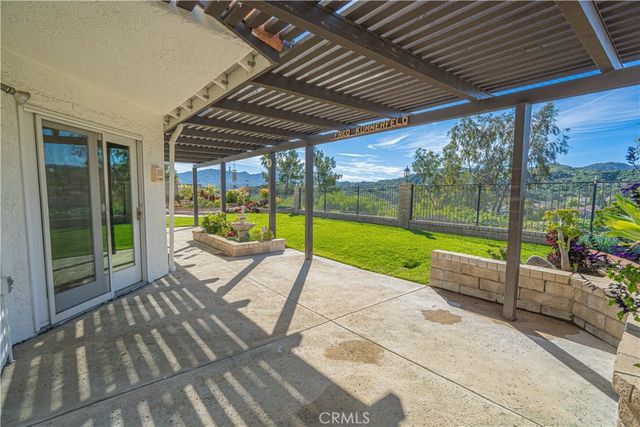 23454 Cloverdale Court, Newhall, CA 91321