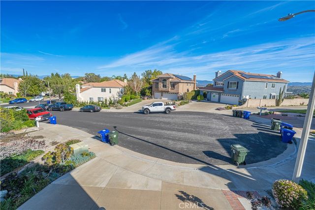 23454 Cloverdale Court, Newhall, CA 91321