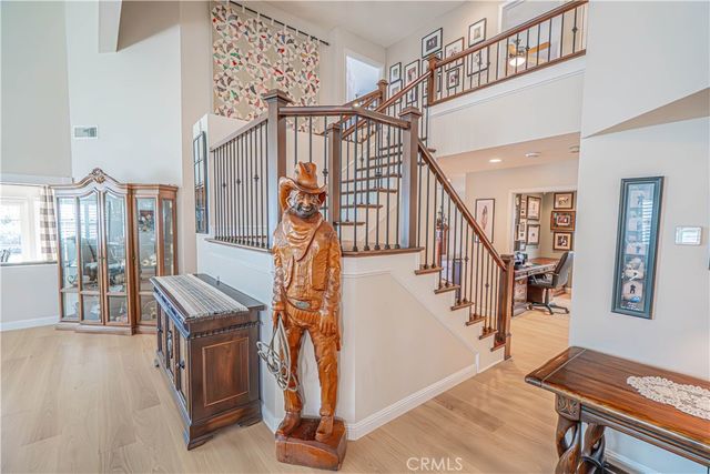 23454 Cloverdale Court, Newhall, CA 91321