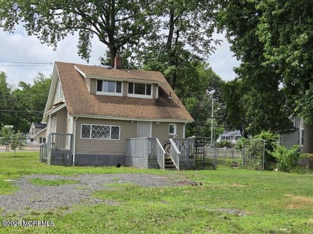 261 State Route 36, Hazlet, NJ 07730