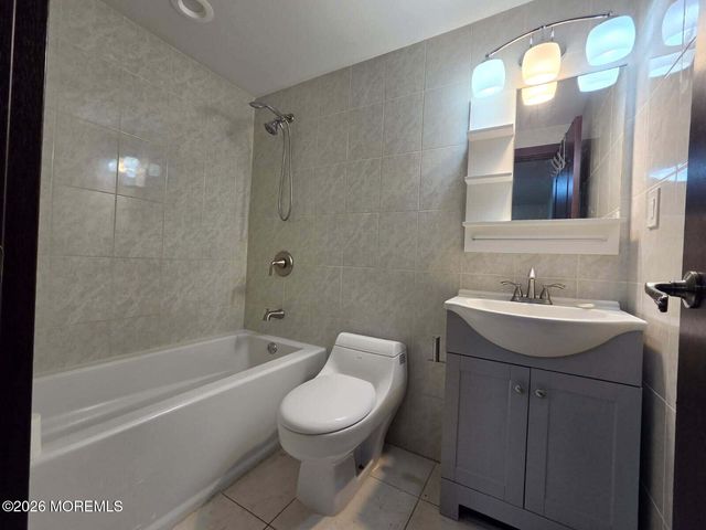 261 State Route 36, Hazlet, NJ 07730