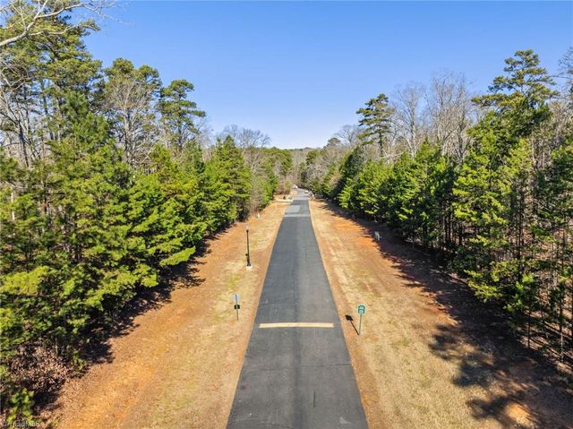 188 Starboard Reach, Lexington, NC 27292