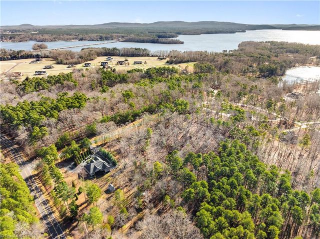 188 Starboard Reach, Lexington, NC 27292