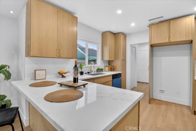 4324 2nd Ave, Los Angeles, CA 90008