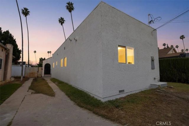 4324 2nd Ave, Los Angeles, CA 90008