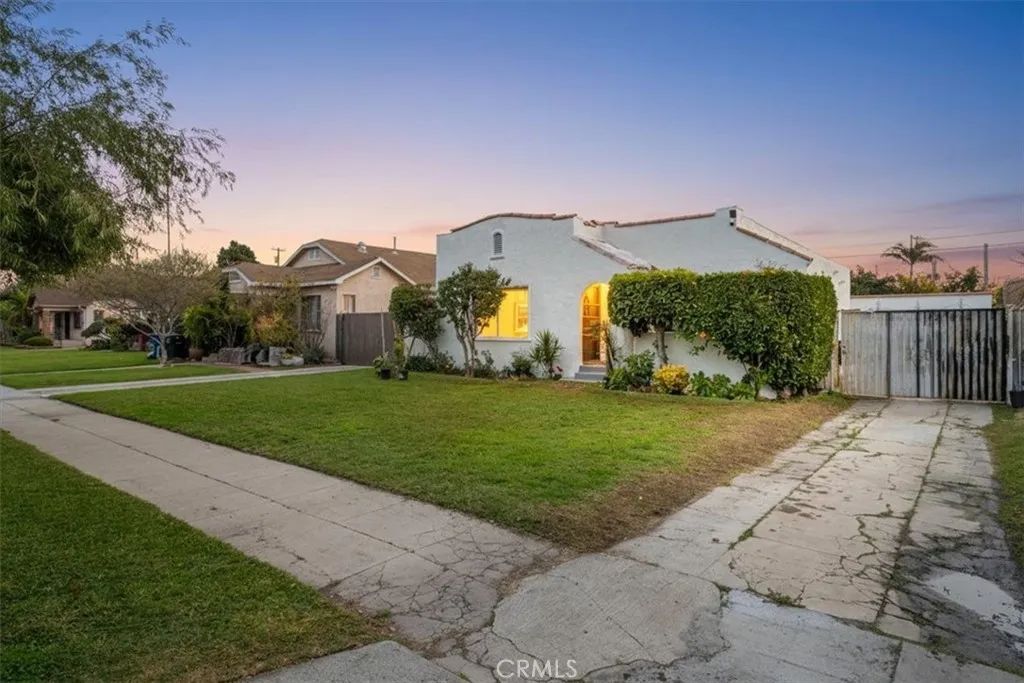 4324 2nd Ave, Los Angeles, CA 90008