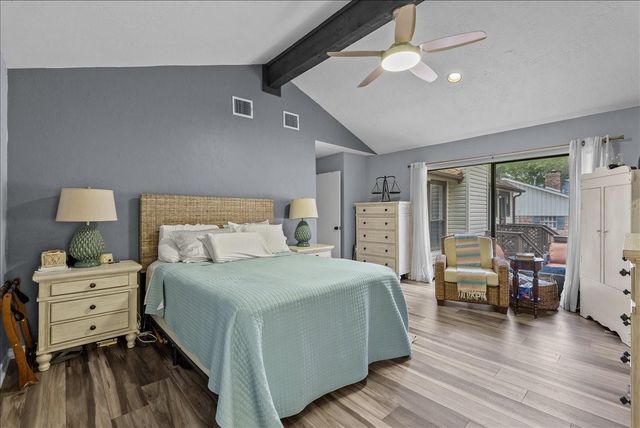 202 Harborcrest Drive, Seabrook, TX 77586