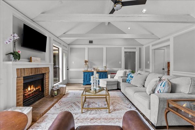 202 Harborcrest Drive, Seabrook, TX 77586