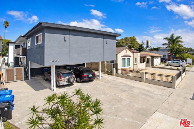 12441 Gilmore Avenue, Los Angeles, CA 90066