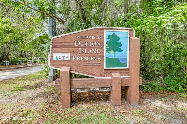 925 GAVAGAN Road, Jacksonville, FL 32233