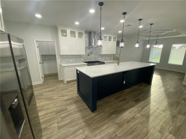 1313 Bentley Ct, Corpus Christi, TX 78418
