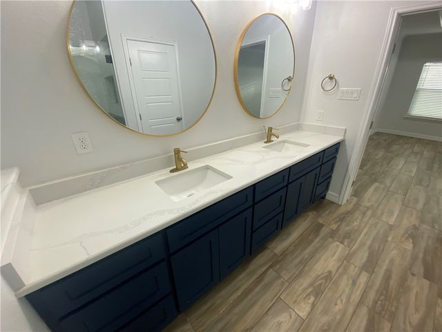 1313 Bentley Ct, Corpus Christi, TX 78418