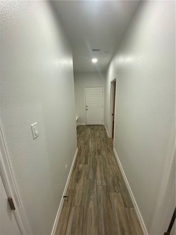 1313 Bentley Ct, Corpus Christi, TX 78418