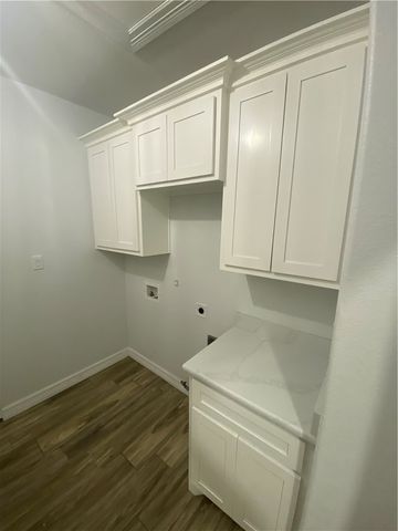 1313 Bentley Ct, Corpus Christi, TX 78418