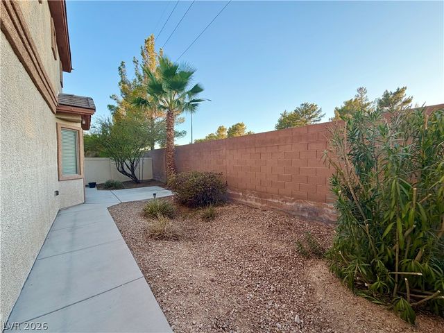 3505 Simmering Sun Court, North Las Vegas, NV 89081