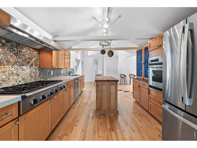 1116 6th St, Boulder, CO 80302