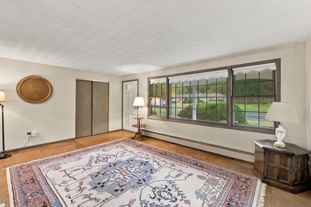 8 Trinity St, Danvers, MA 01923