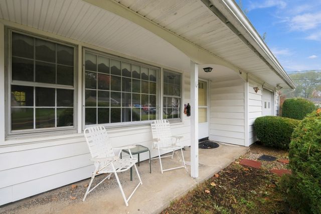 8 Trinity St, Danvers, MA 01923