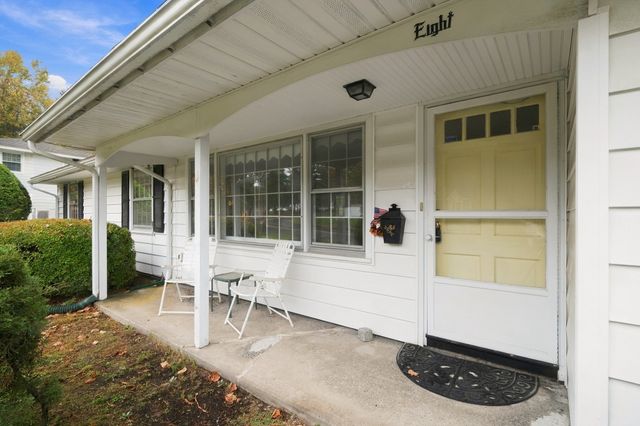 8 Trinity St, Danvers, MA 01923