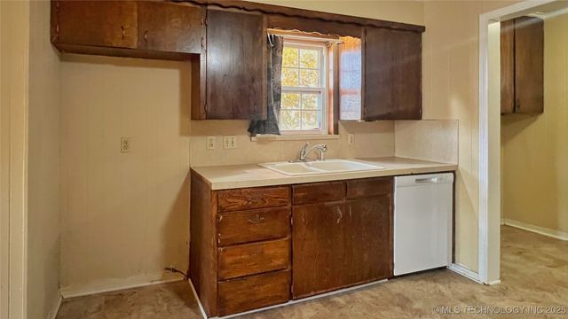 721 W Broadway Street, Drumright, OK 74030