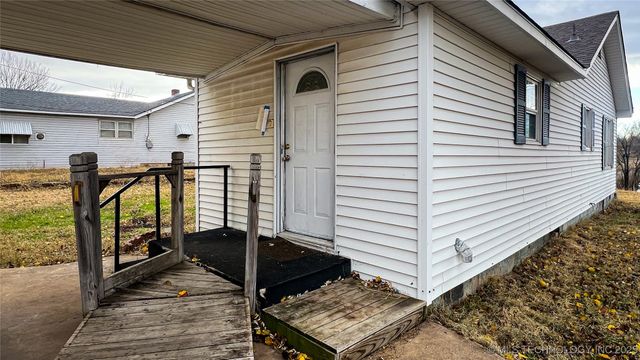 721 W Broadway Street, Drumright, OK 74030