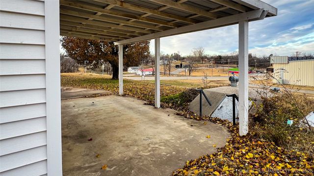 721 W Broadway Street, Drumright, OK 74030