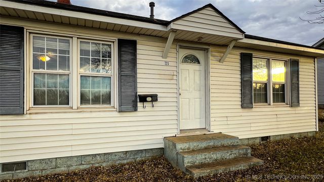 721 W Broadway Street, Drumright, OK 74030