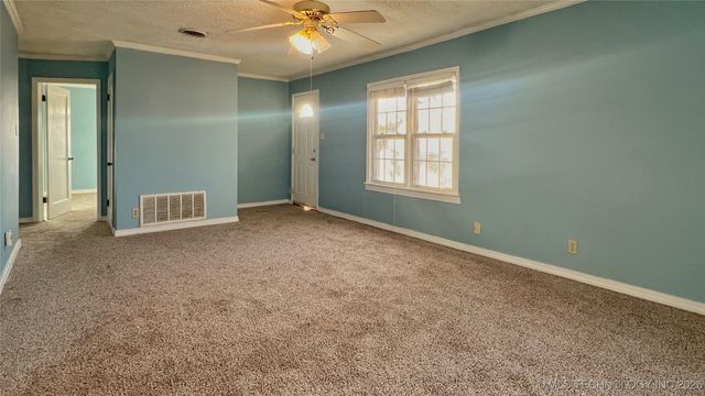 721 W Broadway Street, Drumright, OK 74030