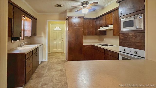 721 W Broadway Street, Drumright, OK 74030