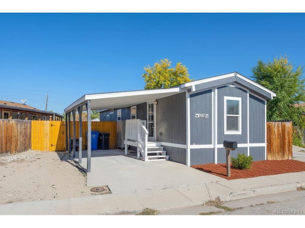 1028 Cynthia Ct, Loveland, CO 80537