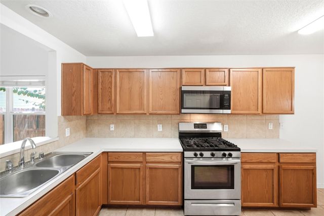 727 Cypresswood Ridge, Spring, TX 77373