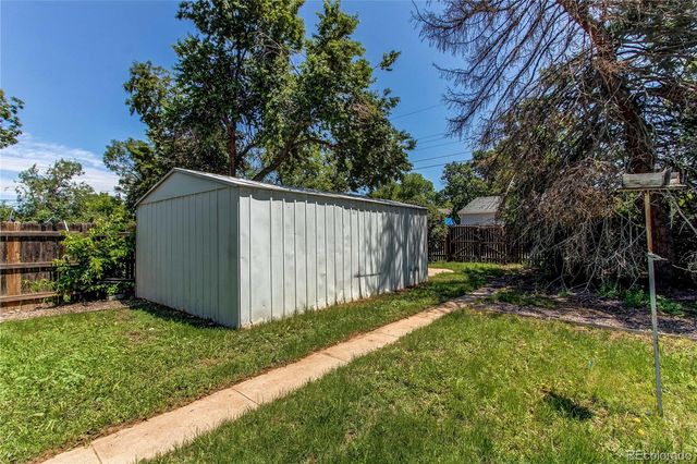 1170 Kingston Street, Aurora, CO 80010