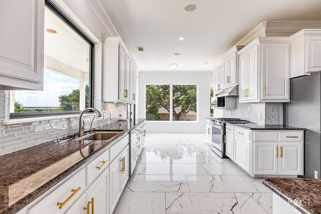 1102 Ashford Drive, San Angelo, TX 76901