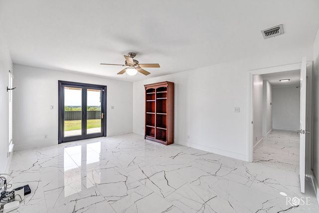 1102 Ashford Drive, San Angelo, TX 76901