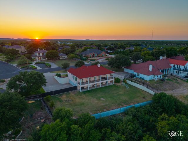 1102 Ashford Drive, San Angelo, TX 76901