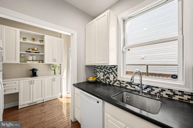 929 S 18TH ST, Philadelphia, PA 19146