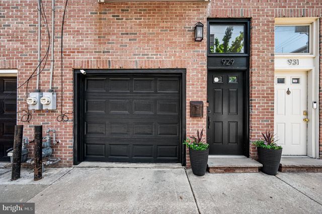 929 S 18TH ST, Philadelphia, PA 19146