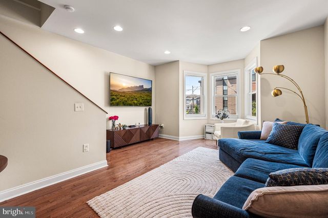 929 S 18TH ST, Philadelphia, PA 19146