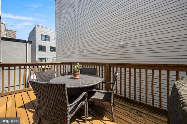 929 S 18TH ST, Philadelphia, PA 19146