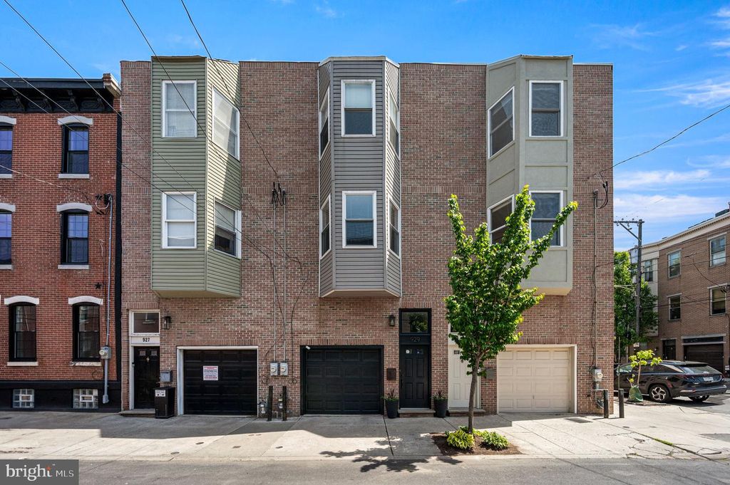 929 S 18TH ST, Philadelphia, PA 19146
