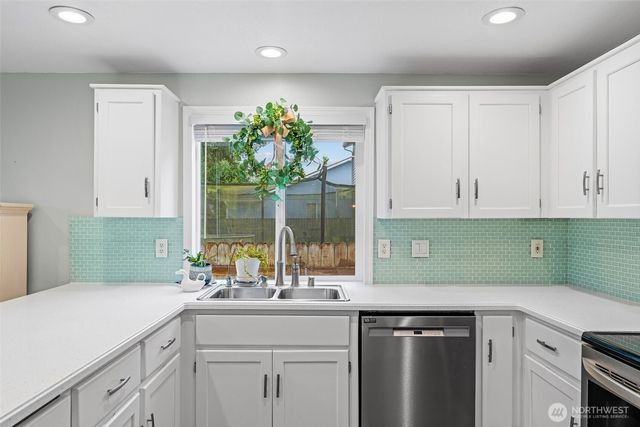 105 Wilshire Way, Kelso, WA 98626