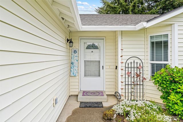 105 Wilshire Way, Kelso, WA 98626