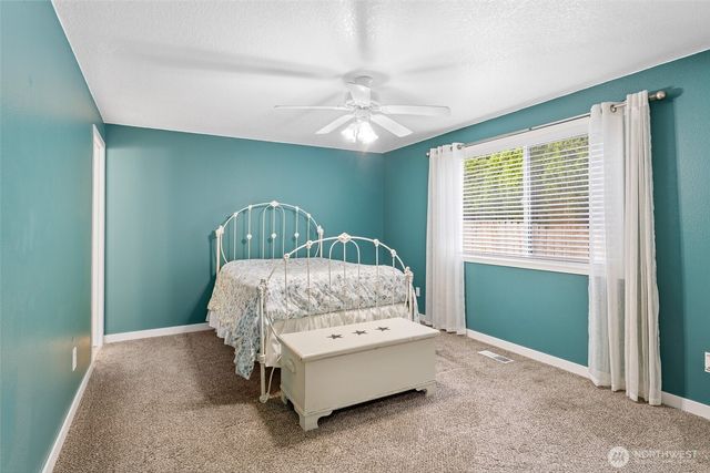 105 Wilshire Way, Kelso, WA 98626