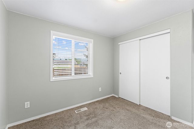 105 Wilshire Way, Kelso, WA 98626