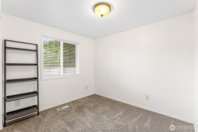 105 Wilshire Way, Kelso, WA 98626
