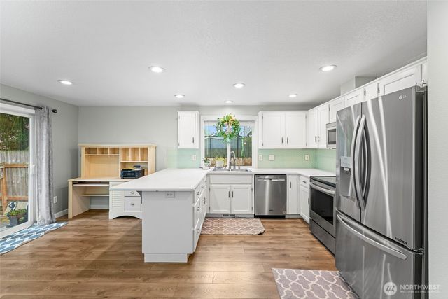 105 Wilshire Way, Kelso, WA 98626