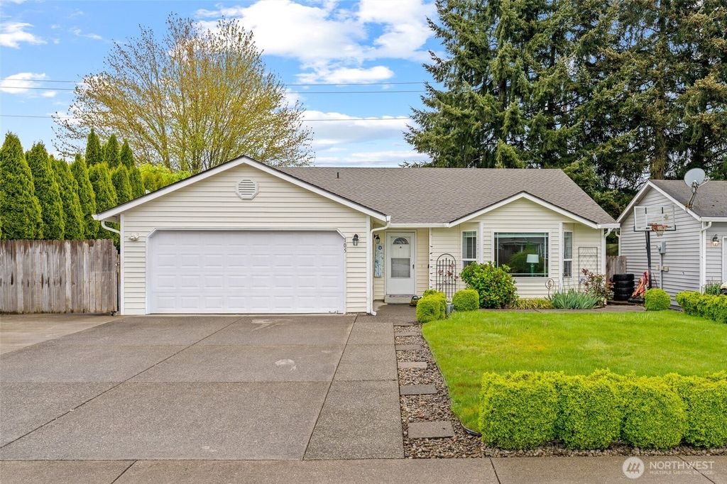 105 Wilshire Way, Kelso, WA 98626