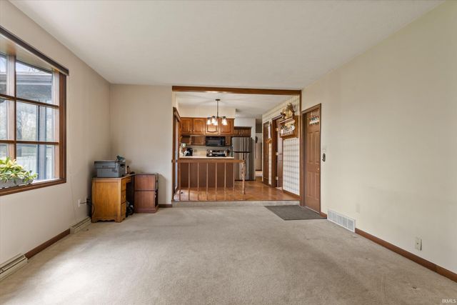 15810 Walnut Pointe, Granger, IN 46530